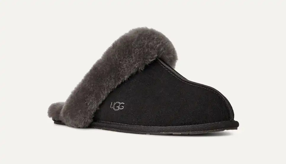 UGG Women's Scuffette II Slipper