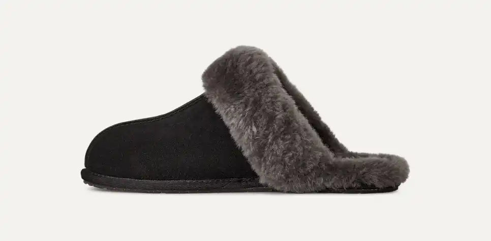 UGG Women's Scuffette II Slipper