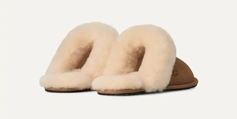UGG Women's Scuffette II Slipper