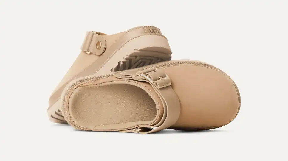 UGG Women's Goldenstar Villa Clog