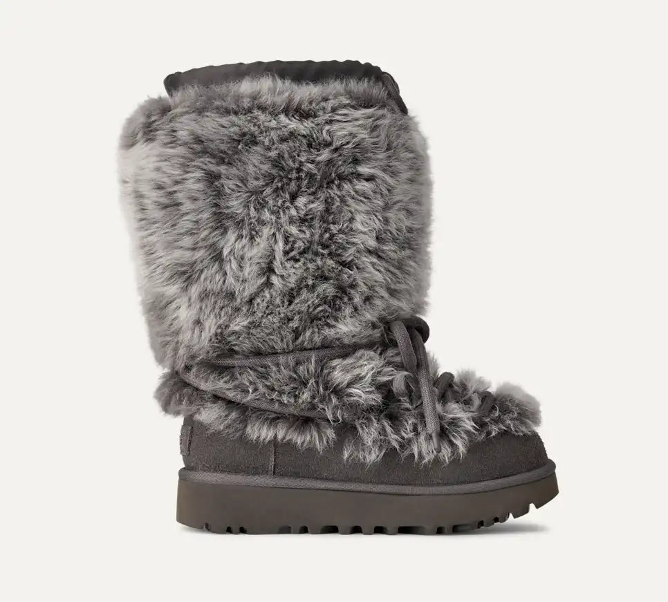 UGG Women's Classic Tall Chalet Boot