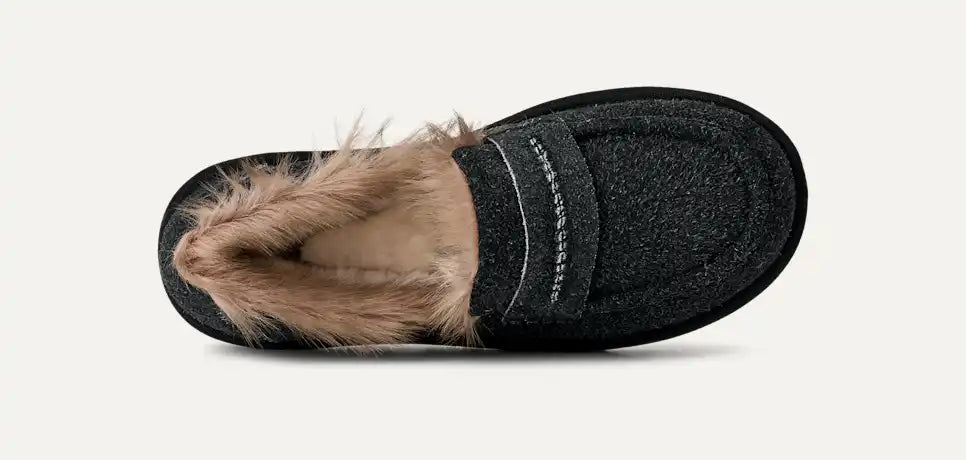 UGG Women's Ellis Loafer