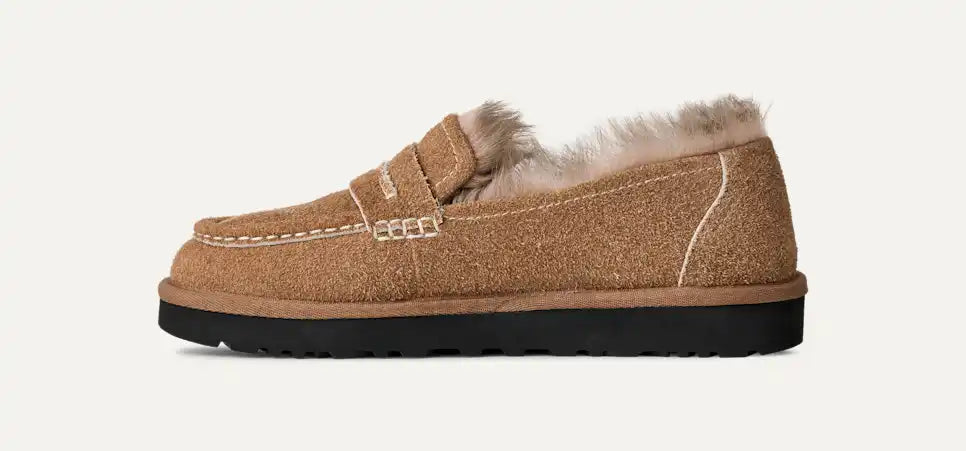 UGG Women's Ellis Loafer